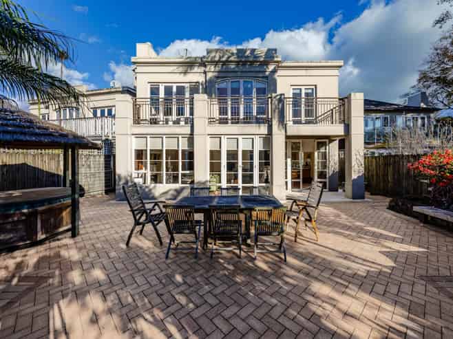 2/1 Acmena Lane, Pakuranga