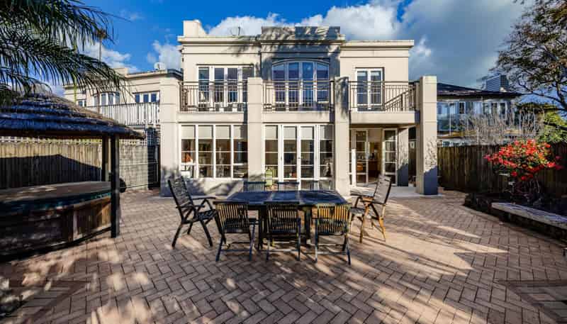 2/1 Acmena Lane, Pakuranga