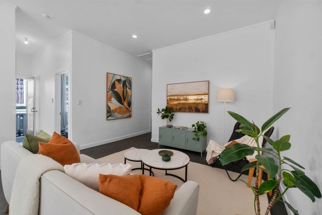 Home & Income in MAGS Zone -Price Reduced $355,000 - Ansicht 6