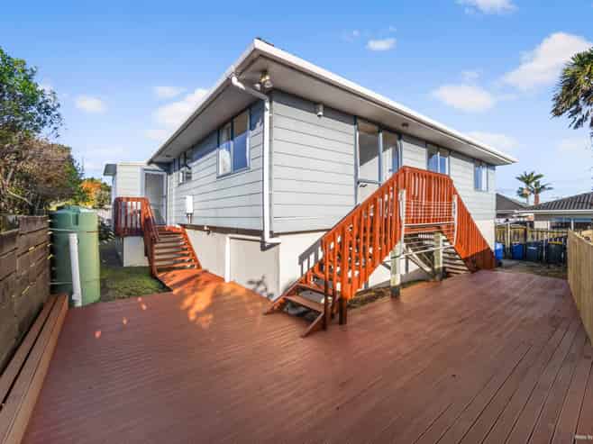 45 Strid Road, Te Atatu South