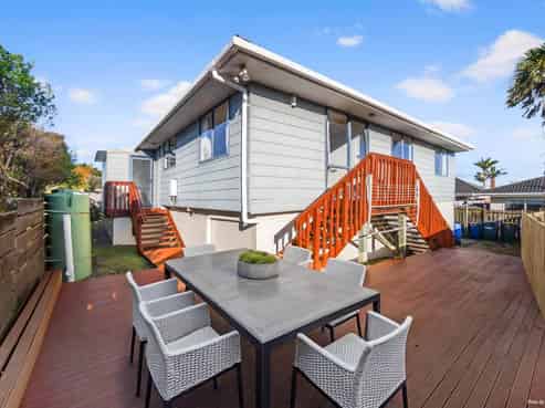 45 Strid Road, Te Atatu South