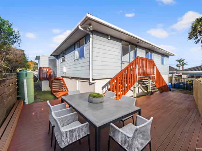 45 Strid Road, Te Atatu South