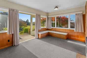 66 Eighty Eight Valley Road, WAKEFIELD