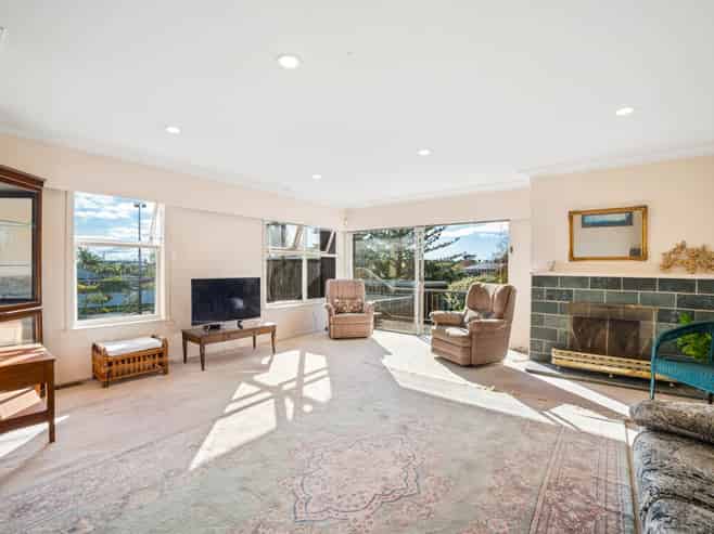 23 Blackett Crescent, Meadowbank