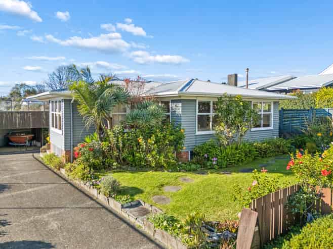 23 Blackett Crescent, Meadowbank