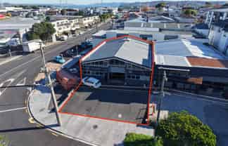 Onehunga industrial corner site