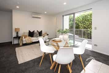 172D Edgeware Road, Edgeware