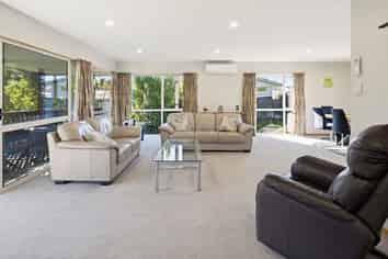 96A Warren Crescent, Hillmorton