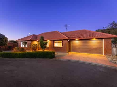 1 Inverell Place, WAIKANAE
