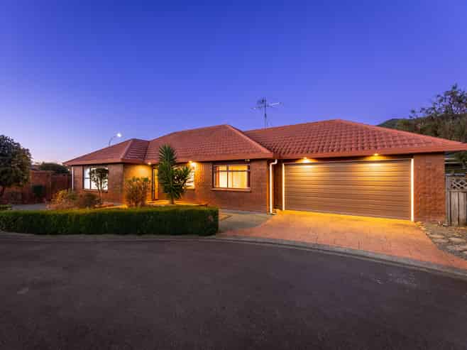 1 Inverell Place, WAIKANAE