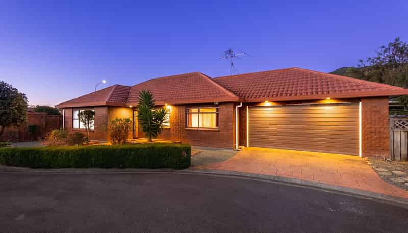 1 Inverell Place, WAIKANAE