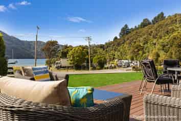 1992 Queen Charlotte Drive, Anakiwa and Surrounds