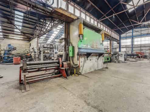 Versatile Industrial Investment in Prime Location