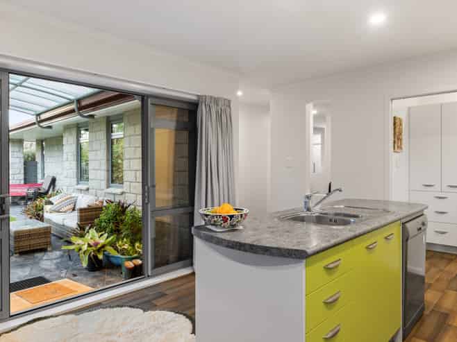 12 Charteris Rise, Riverdale