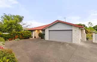 12 Charteris Rise, Riverdale