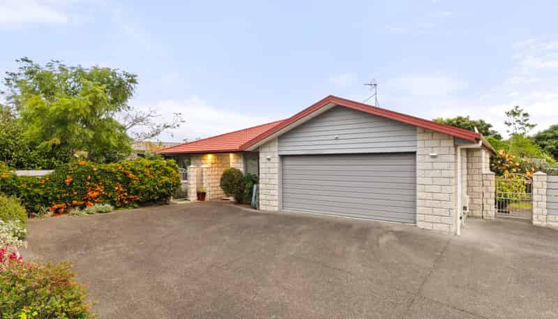 12 Charteris Rise, Riverdale