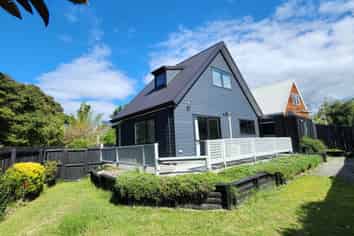25 Caspian Close, New Lynn