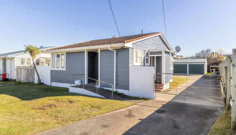 152 Puriri Street, Castlecliff