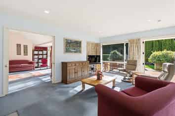 8 Wetherfield Lane, Swannanoa