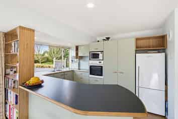 8 Wetherfield Lane, Swannanoa