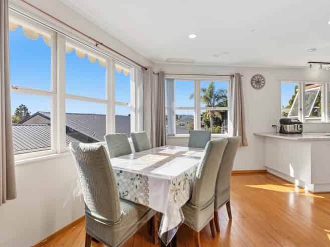 330 Great South Road, Opaheke