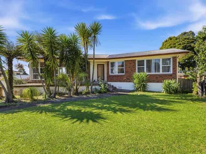 330 Great South Road, Opaheke