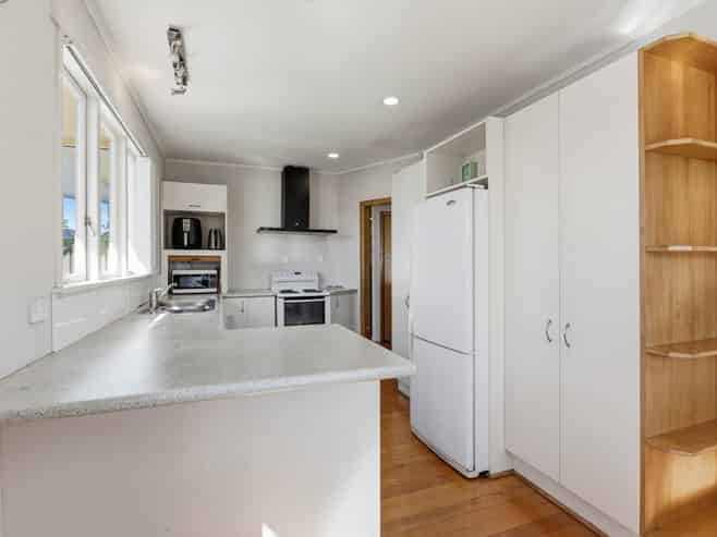 330 Great South Road, Opaheke