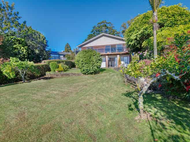 24 Tawhana Crescent, Red Beach