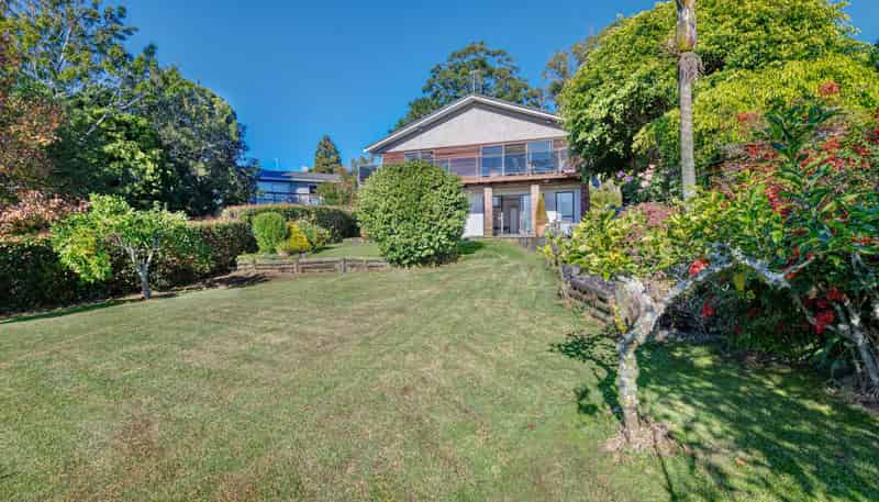 24 Tawhana Crescent, Red Beach