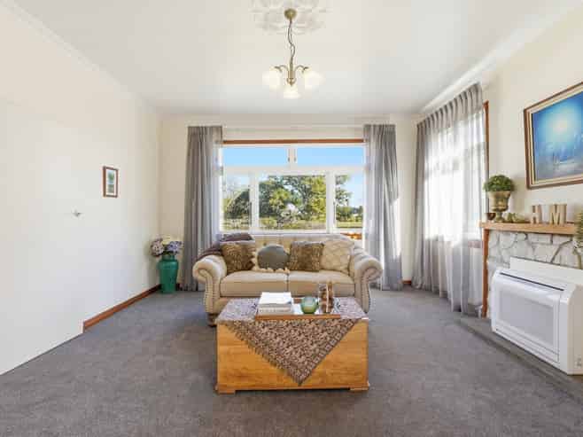 109 Anzac Parade, Whanganui East
