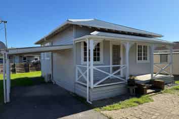 154A Lincoln Road, Henderson