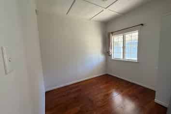 154A Lincoln Road, Henderson
