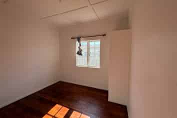 154A Lincoln Road, Henderson