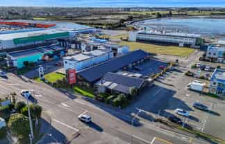 High Profile Retail Opportunity