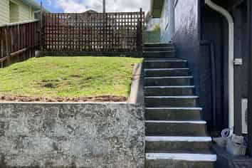 2 Camperdown Road, Miramar