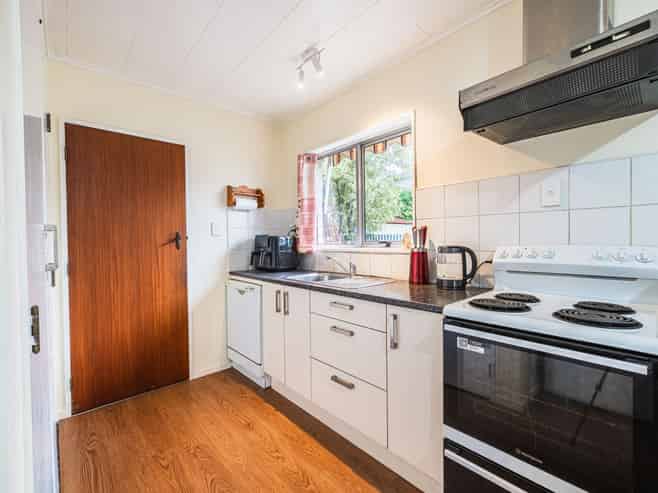 36a Robinson Crescent, Tamatea