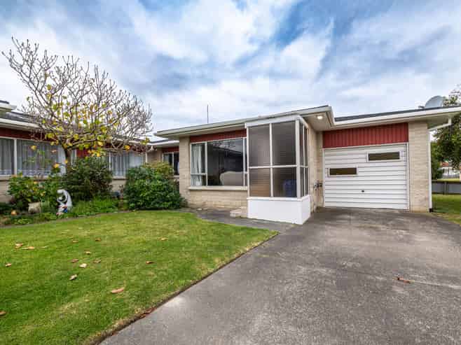 36a Robinson Crescent, Tamatea