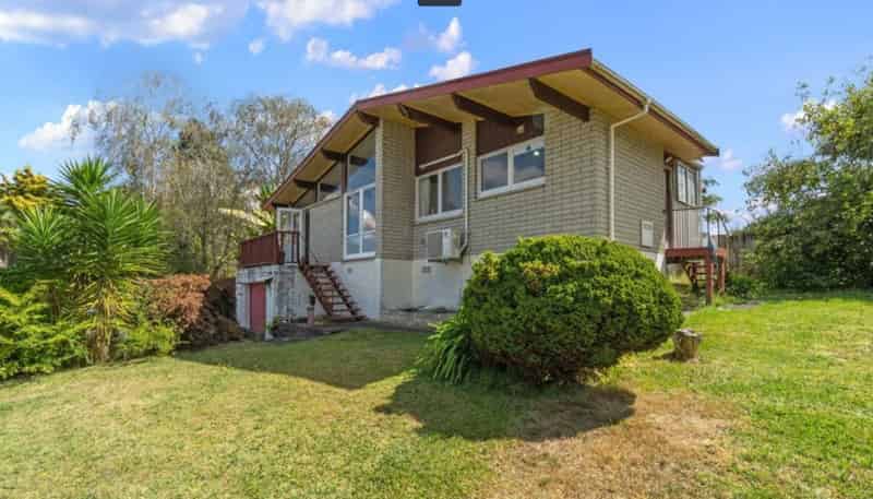 5 Joanna Place, Deanwell