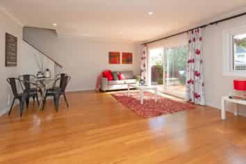 1/672 Whangaparaoa Road, Stanmore Bay