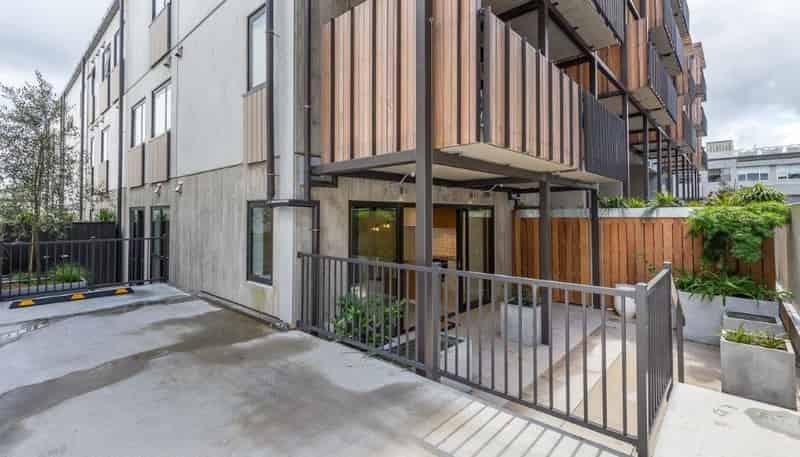 G06-30 Enfield Street, Mount Eden