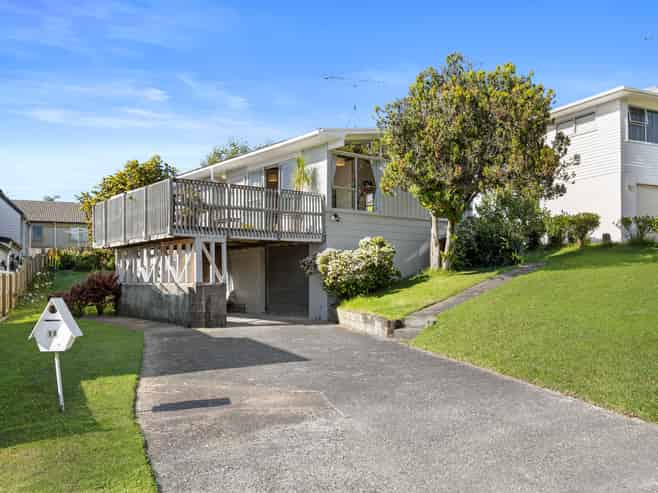 10 Hewlett Road, Massey