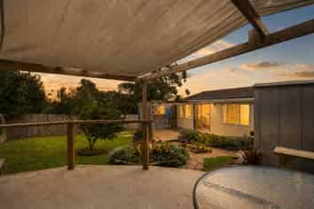 4 Brian Crescent, Stanmore Bay