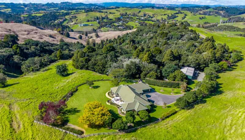 147 Brownhill Road, Whitford