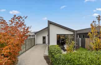 21 Coventry Crescent, Lower Shotover