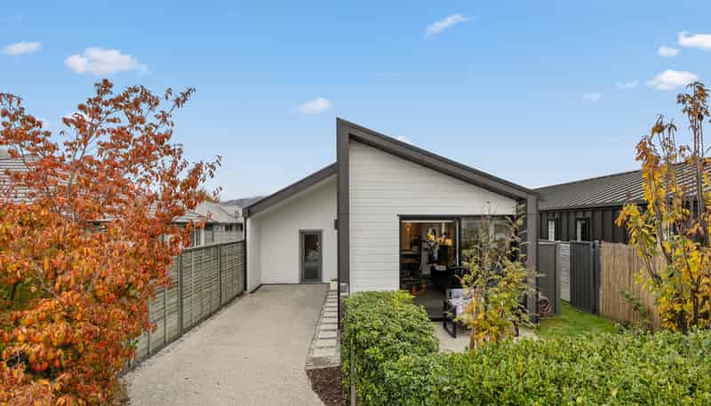 21 Coventry Crescent, Lower Shotover