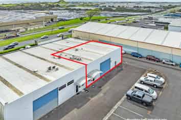 MODERN UNIT AVAILABLE - MAKE AN OFFER!
