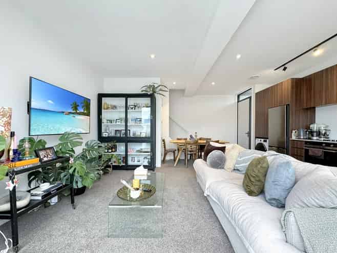 5/149 Onepu Road, Lyall Bay