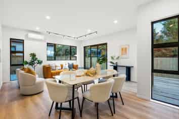 2A Breeze Lane, Silverdale