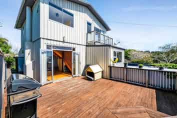 22 Downe Street, New Plymouth