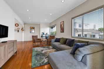 22 Downe Street, New Plymouth